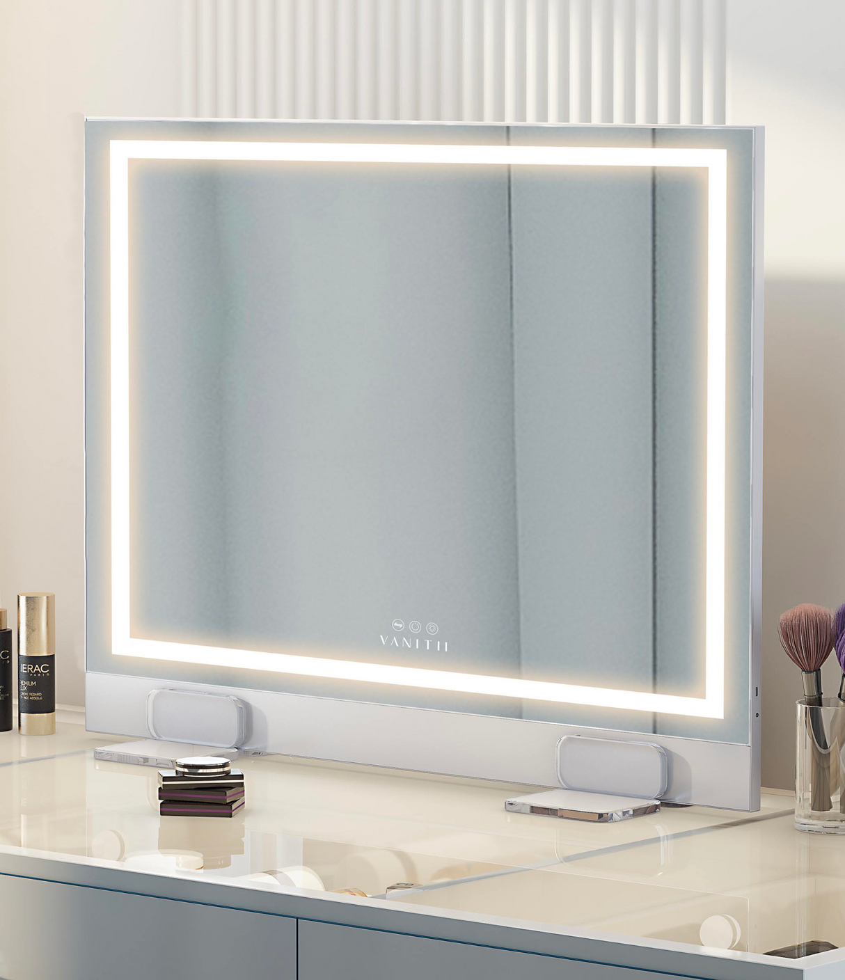 Miroir avec bande lumineuse