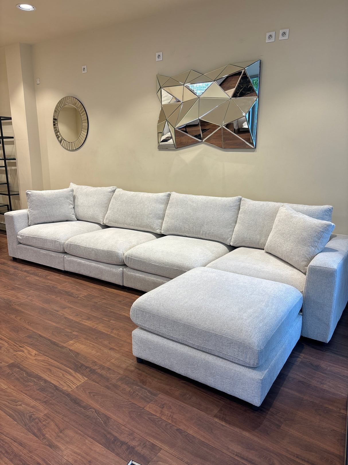 Canapé Julia Modulable chenille 4+1 pouf